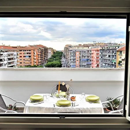 Apartamento Attico Luminoso Terrazza Metro A Aria Cond Wifi