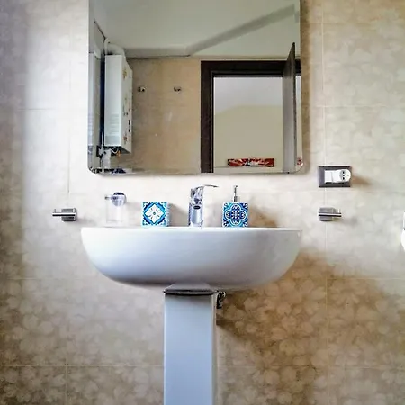 Attico Luminoso Terrazza Metro A Aria Cond Wifi *