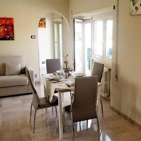 Attico Luminoso Terrazza Metro A Aria Cond Wifi Apartamento *